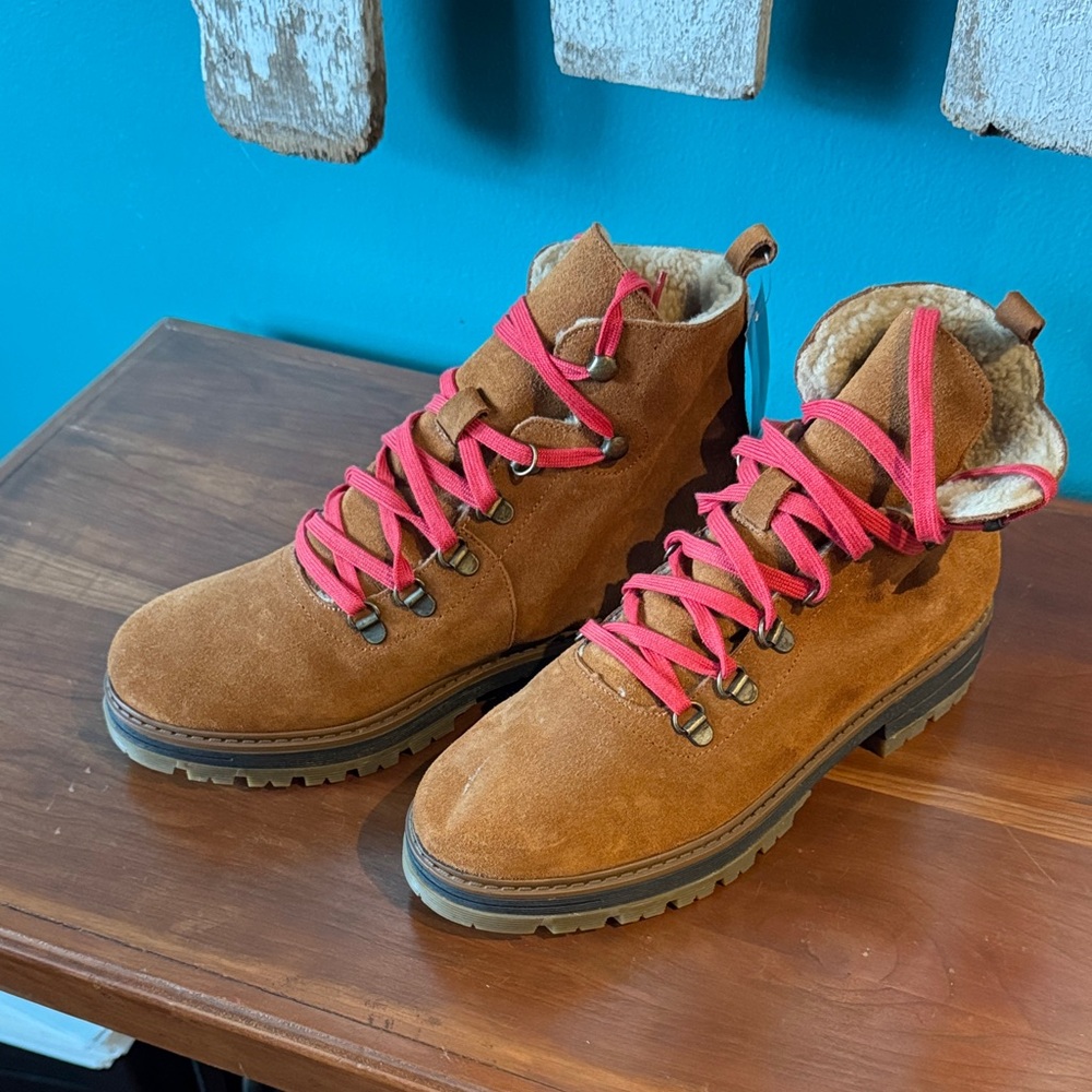 Stylish Brown Lace-Up Boots with Pink Accents